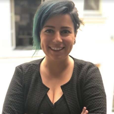 Delphine - Coiffeuse & Maquilleuse