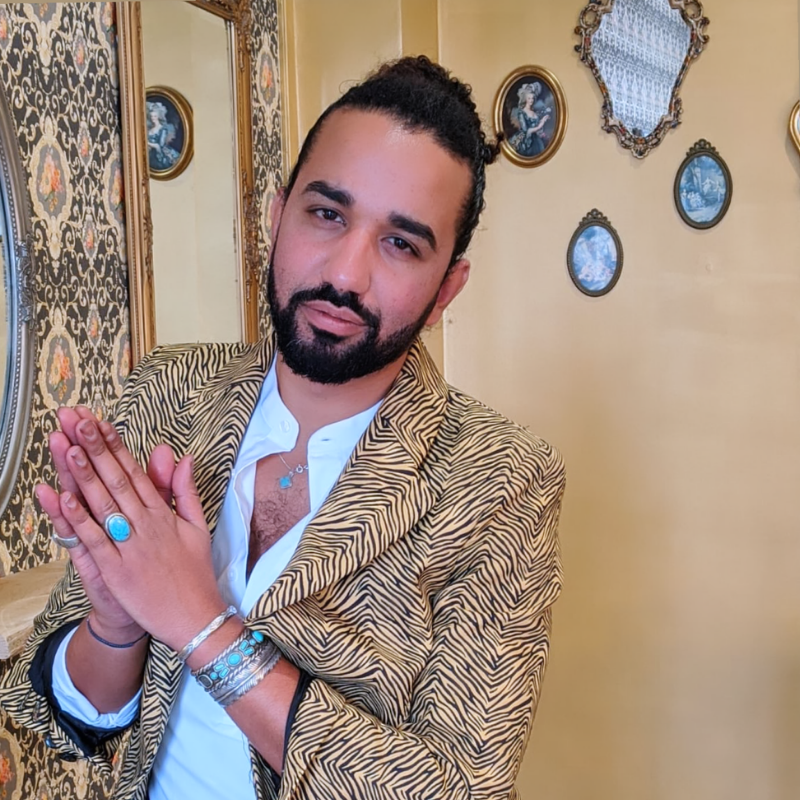 Expert profile picture