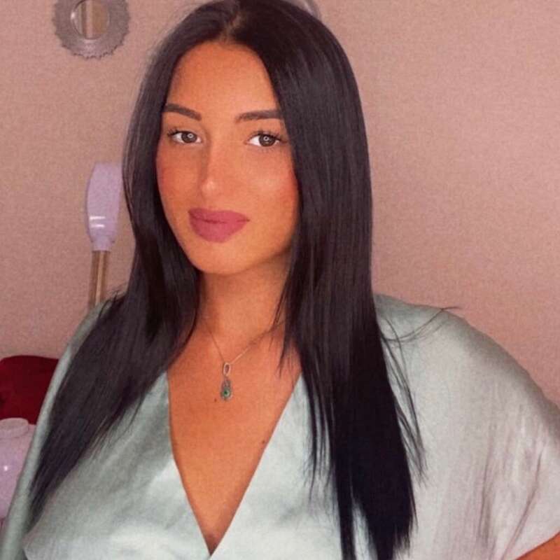 Charline - Coloriste &amp; Coupeuse