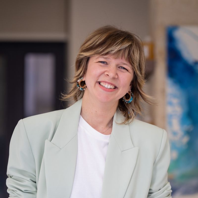 Expert profile picture